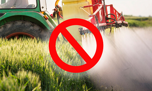 Роскачество предлагает расширить список запрещенных в России пестицидов